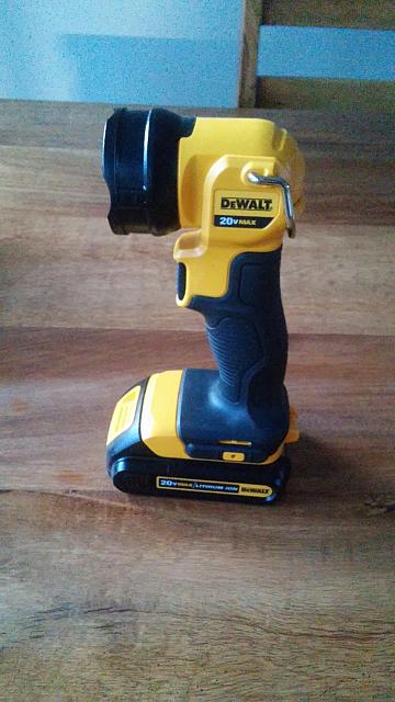 Dewalt Flashlight